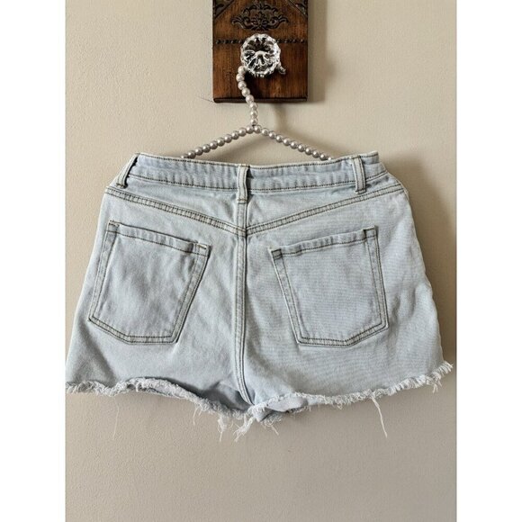SO Juniors Size 9 Light Wash Denim Crochet Shorts Granny Square Cut-Off Boho - Picture 5 of 6